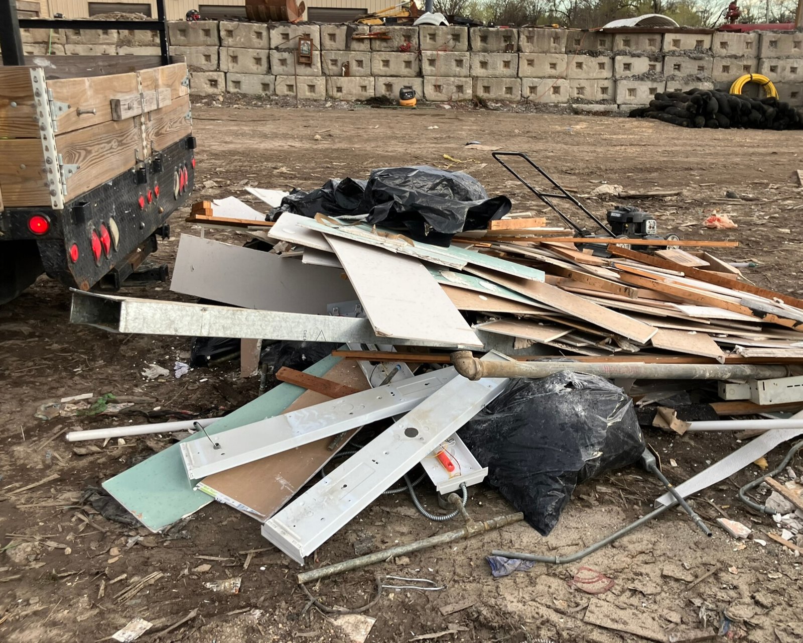 Construction debris removal in Evergreen Park - FixUp JunkOut clearing drywall and scrap metal.